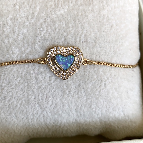 Pretty opal heart bracelet NWT - Picture 2 of 11